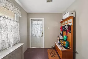 733 Schuyler Ave, Lyndhurst Township, NJ 07071 - Photo 34
