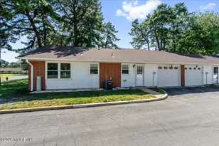 660D Plymouth Dr, Lakewood, NJ 08701 - Photo 28
