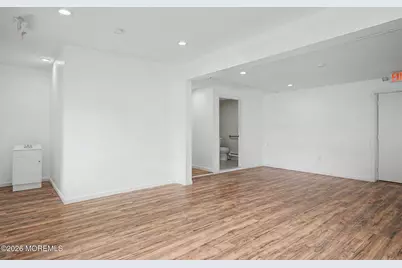 11-17 E Main Street, Tuckerton, NJ 08087 - Photo 10