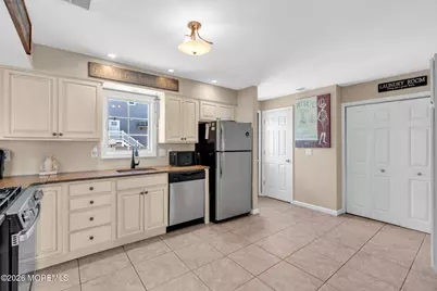 216 4th Avenue, Manasquan, NJ 08736 - Photo 16