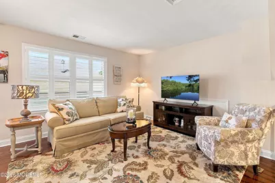 89 E Milan Boulevard, Farmingdale, NJ 07727 - Photo 38