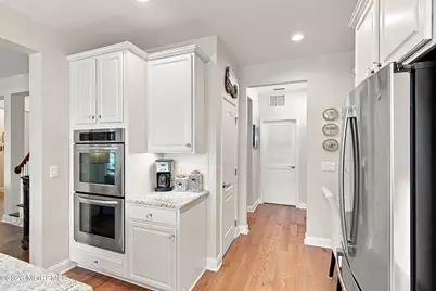 89 E Milan Boulevard, Farmingdale, NJ 07727 - Photo 28