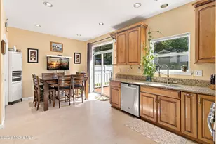 3 Skyline Dr, Hazlet Township, NJ 07730 - Photo 8