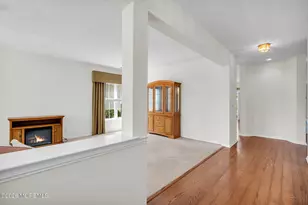 46 Goldensprings Dr, Lakewood, NJ 08701 - Photo 10