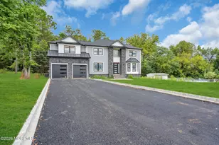 154-A Sweetmans Ln, Manalapan Township, NJ 07726 - Photo 6