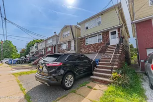 15 Dino Dr, Woodbridge Township, NJ 08832 - Photo 1