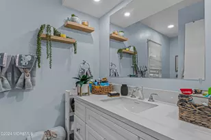 15 Dino Dr, Woodbridge Township, NJ 08832 - Photo 40