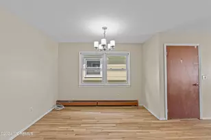 15 Dino Dr, Woodbridge Township, NJ 08832 - Photo 8