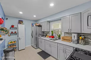 15 Dino Dr, Woodbridge Township, NJ 08832 - Photo 20