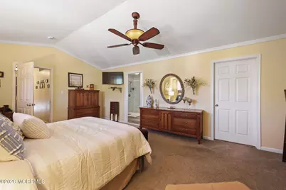 111 Nutmeg Road, Aberdeen Township, NJ 07747 - Photo 20