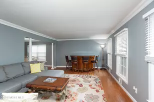 2 Mulberry Cir, Hazlet Township, NJ 07730 - Photo 8