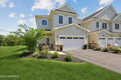 112 Hedgerow Lane, Manalapan Township, NJ 07726 - Photo 2