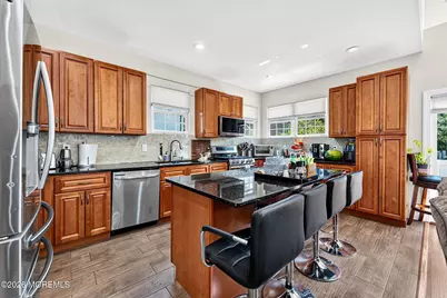 307 Springlawn Avenue, Matawan, NJ 07747 - Photo 16