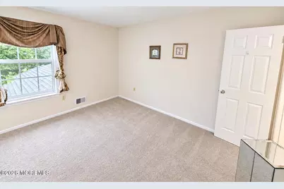 512 Woodbine Lane, Lakewood, NJ 08701 - Photo 12