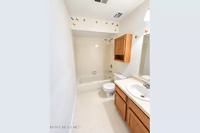 512 Woodbine Lane, Lakewood, NJ 08701 - Photo 14