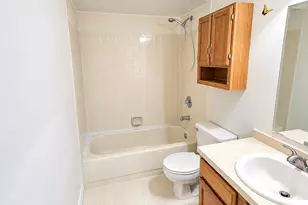 512 Woodbine Ln, Lakewood, NJ 08701 - Photo 14