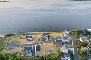 7 Brant Dr, Atlantic Highlands, NJ 07716 - Photo 2
