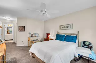 27 Racquet Rd, Wall Township, NJ 07719 - Photo 16