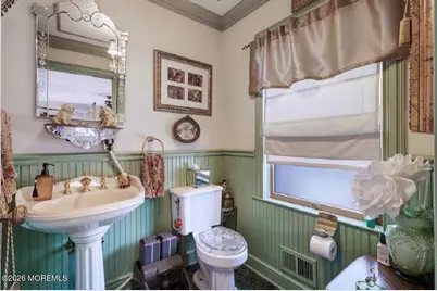 410 Thompson Avenue, Middletown, NJ 07748 - Photo 22