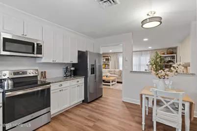 646 B Plymouth Drive, Lakewood, NJ 08701 - Photo 14