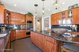 9 Landmark Ln, Marlboro Township, NJ 07746 - Photo 16