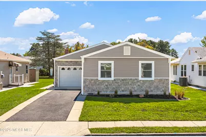 29 Santiago Drive W, Toms River Township, NJ 08757 - Photo 2