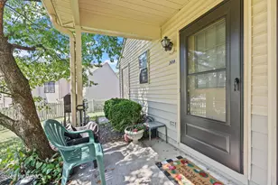306 Tiger Lilly Ct, Jackson, NJ 08527 - Photo 2