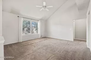 306 Tiger Lilly Ct, Jackson, NJ 08527 - Photo 4