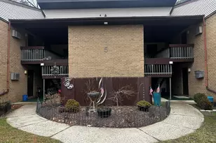 5 Pine Cluster Cir, Manalapan Township, NJ 07726 - Photo 2