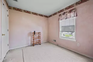 31 Kentucky Dr, Hazlet Township, NJ 07730 - Photo 26