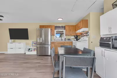 21 Jahn Street, Keansburg, NJ 07734 - Photo 8