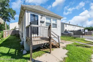 21 Jahn St, Keansburg, NJ 07734 - Photo 2