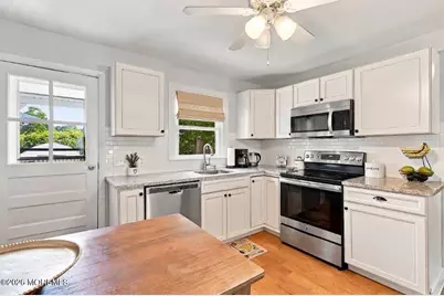 1012 Barton Avenue, Point Pleasant, NJ 08742 - Photo 6