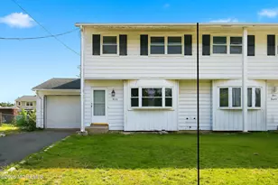816 Union Ave, Lakehurst, NJ 08733 - Photo 2