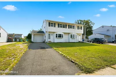 816 Union Avenue, Lakehurst, NJ 08733 - Photo 1