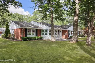 198A Buckingham Dr, Lakewood, NJ 08701 - Photo 2