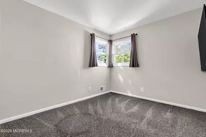 4 N Parkview Terrace, Hazlet Township, NJ 07730 - Photo 12