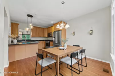 21 W Aspen Way, Matawan, NJ 07747 - Photo 6