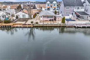 126 Royal Dr, Brick, NJ 08723 - Photo 4