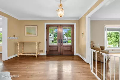 30 Amagansett Drive, Morganville, NJ 07751 - Photo 4