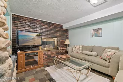 16 Coventry Court, Manalapan Township, NJ 07726 - Photo 24
