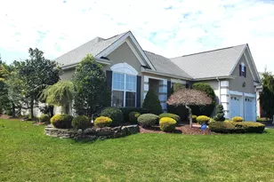 41 Portchester Dr, Jackson, NJ 08527 - Photo 2