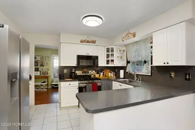 87 Concord Circle, Howell Township, NJ 07731 - Photo 8
