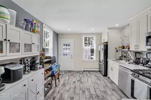 27 Oakwood Pl, Keansburg, NJ 07734 - Photo 12