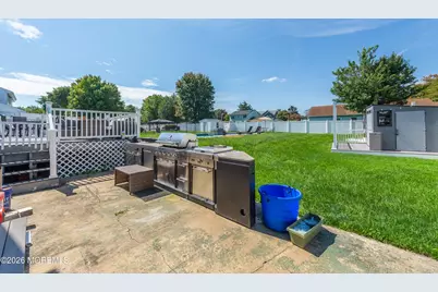 321 Myrtle Street, Aberdeen Township, NJ 07721 - Photo 18