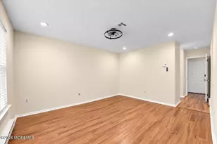 375C Duranta Plaza, Monroe Township, NJ 08831 - Photo 24