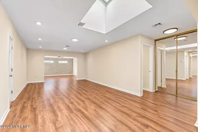 375C Duranta Plaza, Monroe Township, NJ 08831 - Photo 6