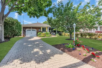 415 Newark Avenue, Point Pleasant Beach, NJ 08742 - Photo 2
