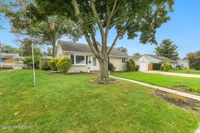8 Meadowbrook Avenue, Eatontown, NJ 07724 - Photo 1