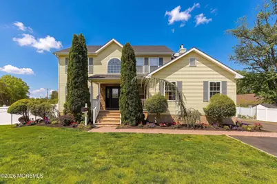374 Mounts Mills Road E, Monroe Township, NJ 08831 - Photo 2